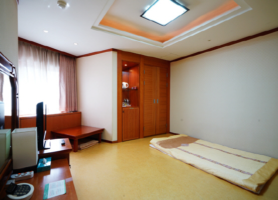 Ondol Room